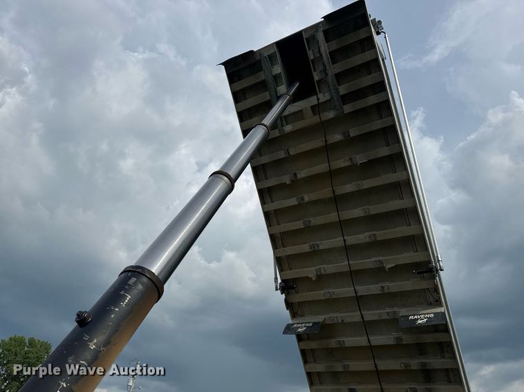 image for item DU7809 2021 Kruze end dump trailer