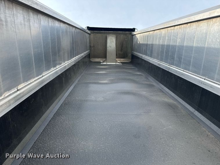 image for item DU7809 2021 Kruze end dump trailer