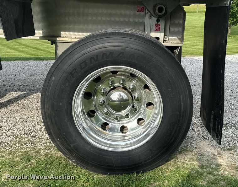 image for item DU7809 2021 Kruze end dump trailer