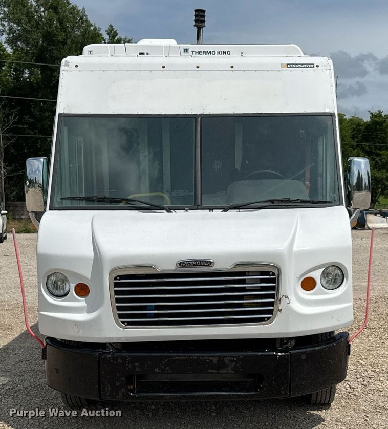 image for item DU9765 2018 Freightliner MT45 refrigerated delivery van