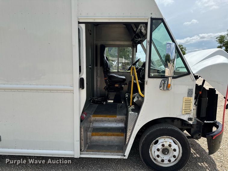 image for item DU9765 2018 Freightliner MT45 refrigerated delivery van