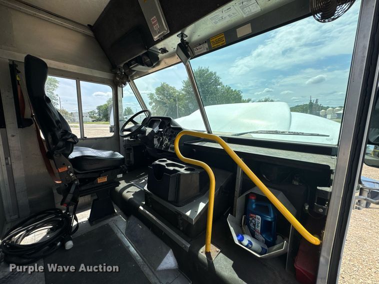 image for item DU9765 2018 Freightliner MT45 refrigerated delivery van