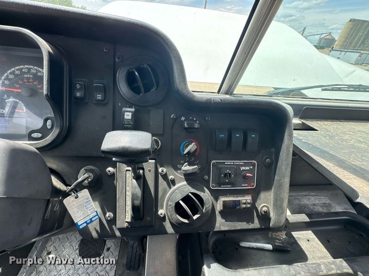 image for item DU9765 2018 Freightliner MT45 refrigerated delivery van