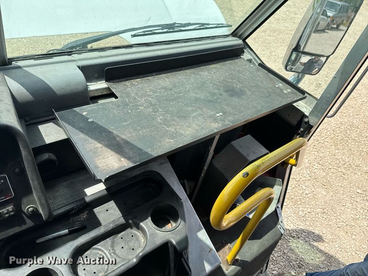 image for item DU9765 2018 Freightliner MT45 refrigerated delivery van