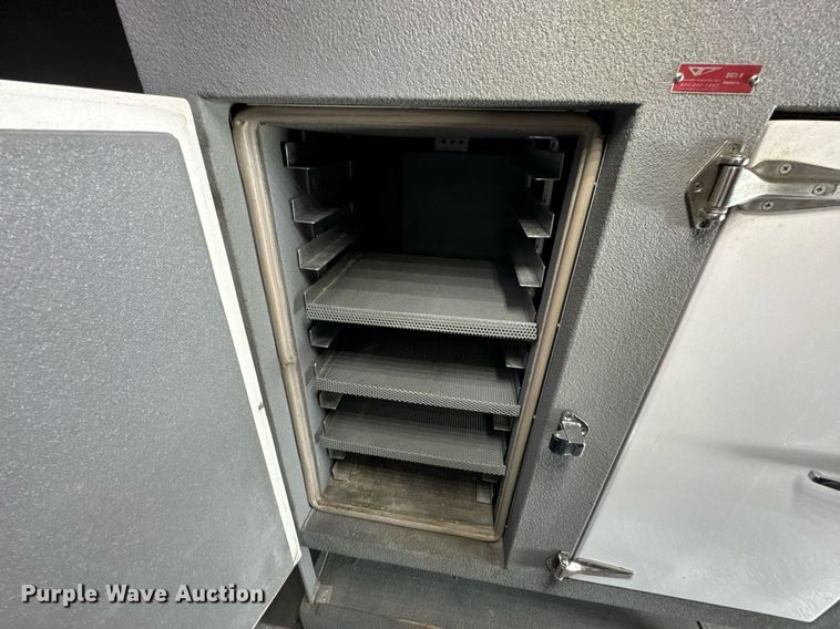 image for item DU9765 2018 Freightliner MT45 refrigerated delivery van