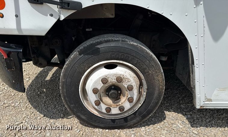 image for item DU9765 2018 Freightliner MT45 refrigerated delivery van