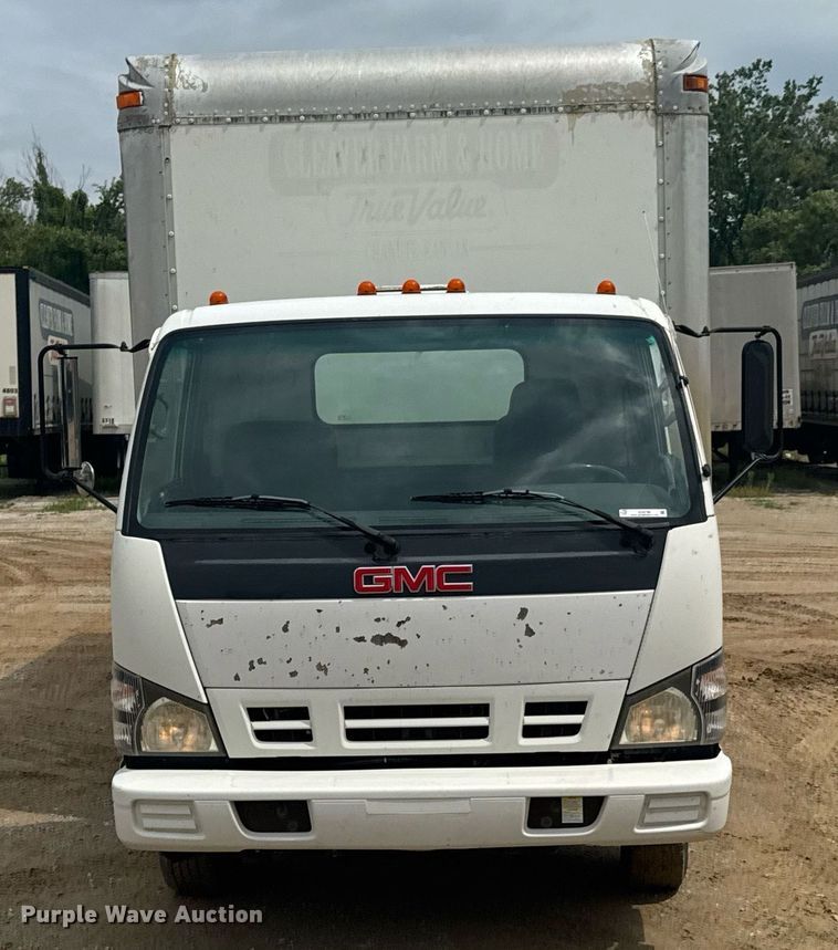 image for item DU9798 2006 GMC W4500 box truck