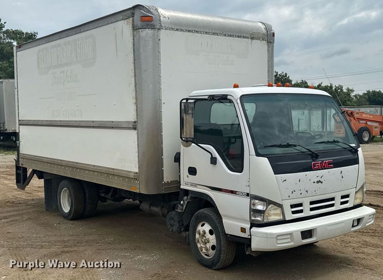image for item DU9798 2006 GMC W4500 box truck