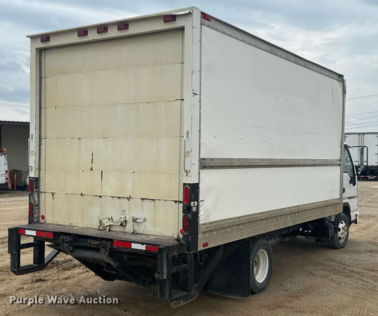 image for item DU9798 2006 GMC W4500 box truck
