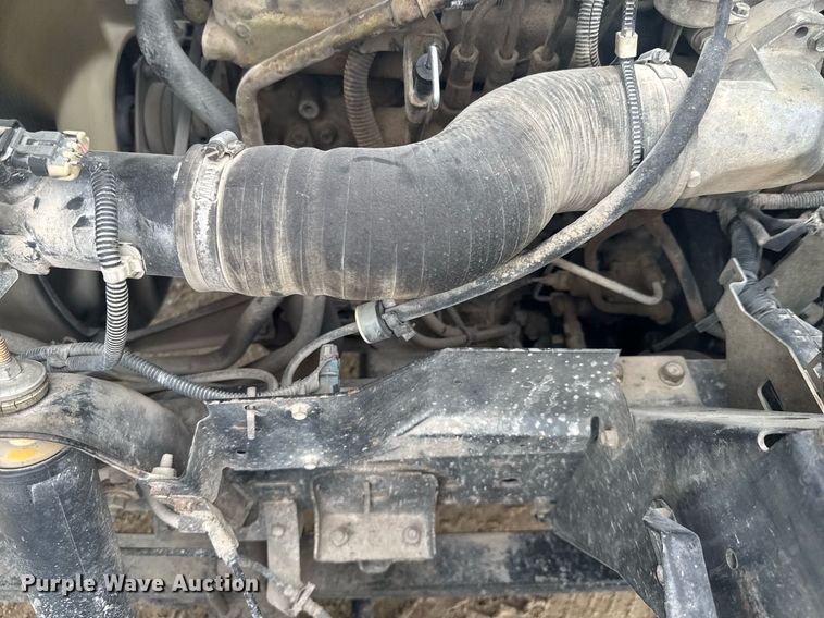 image for item DU9798 2006 GMC W4500 box truck