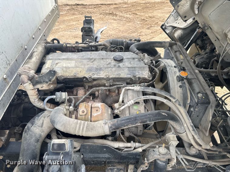 image for item DU9798 2006 GMC W4500 box truck