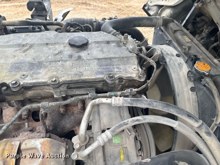 image for item DU9798 2006 GMC W4500 box truck