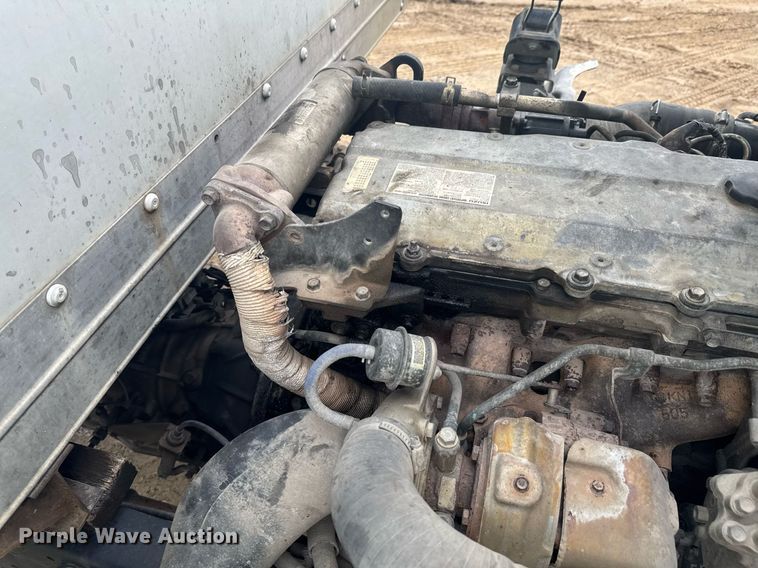 image for item DU9798 2006 GMC W4500 box truck