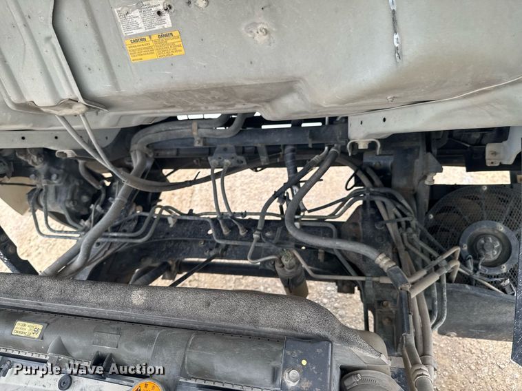 image for item DU9798 2006 GMC W4500 box truck