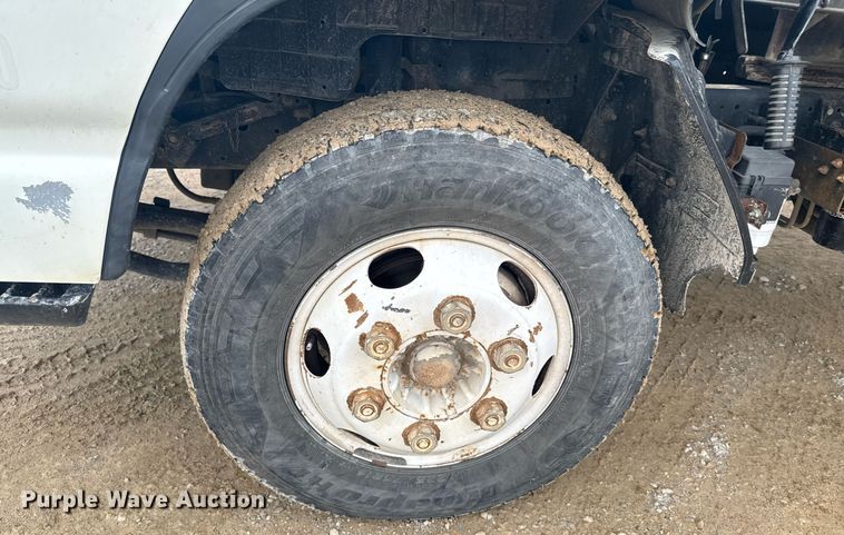 image for item DU9798 2006 GMC W4500 box truck