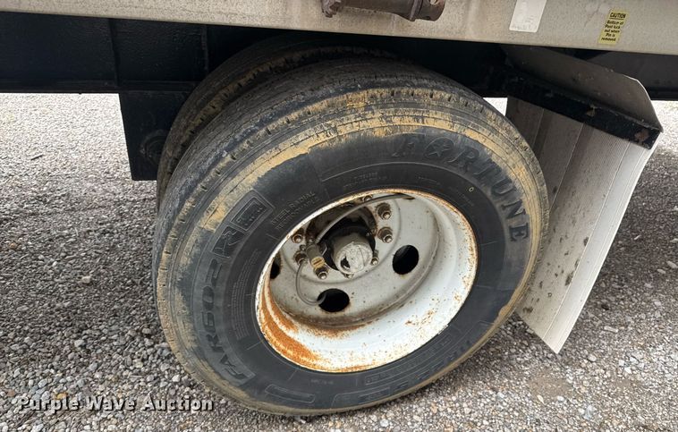 image for item DU9802 1997 Nu Van NVF-53102 side curtain trailer