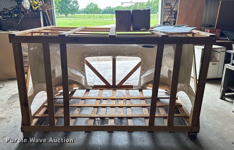 image for item DU9822 Semi truck parts