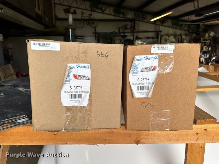 image for item DU9822 Semi truck parts