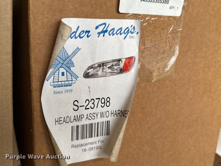 image for item DU9822 Semi truck parts