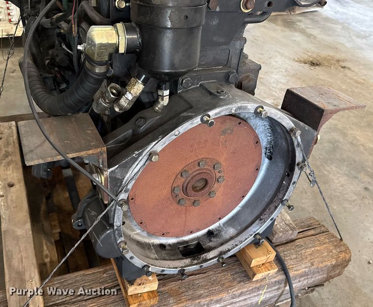 image for item DU9856 Cummins ISM 365 engine