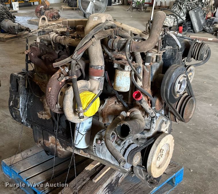 image for item DU9857 Cummins NTC-300 engine