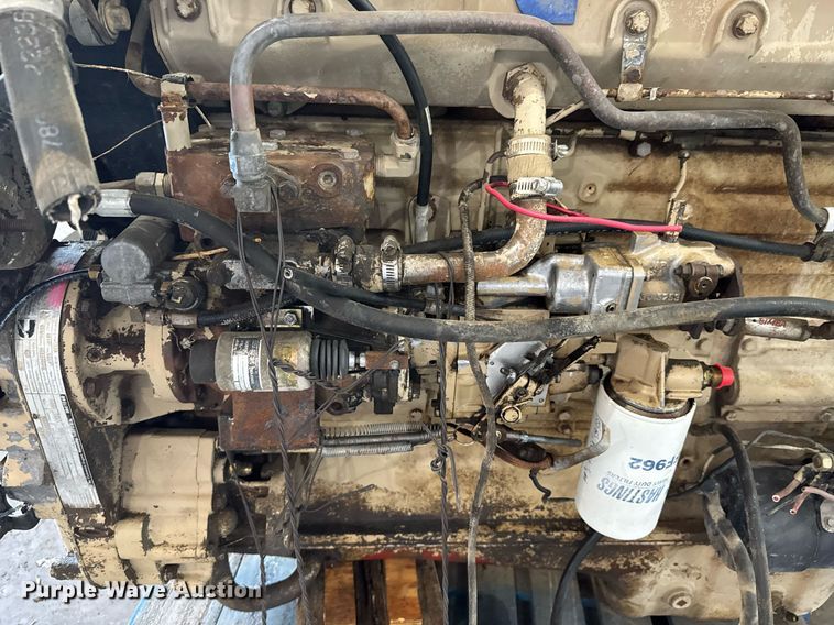 image for item DU9857 Cummins NTC-300 engine