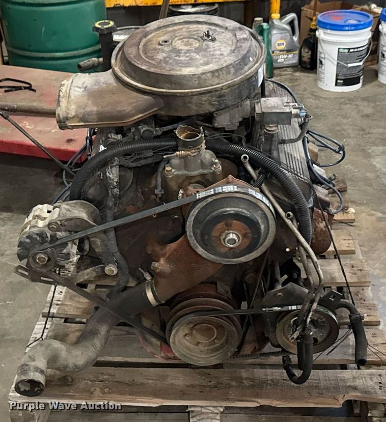 image for item DU9861 1994 General Motors engine