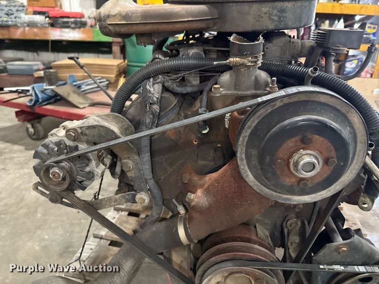 image for item DU9861 1994 General Motors engine