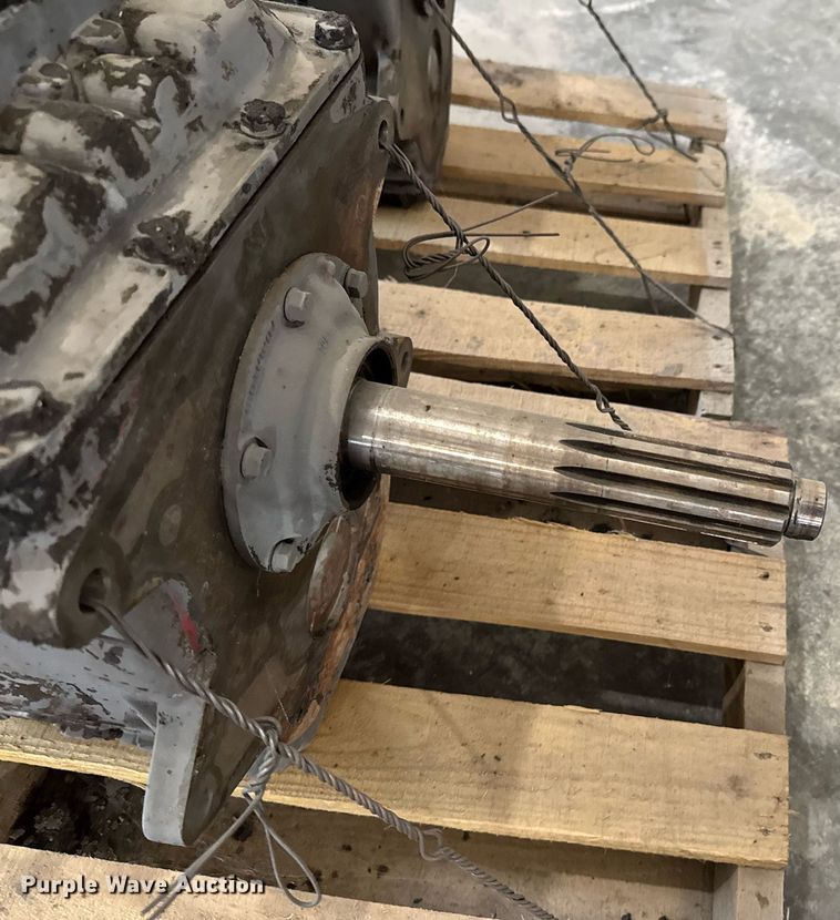 image for item DU9863 (3) Eaton Fuller FS6105 B transmissions