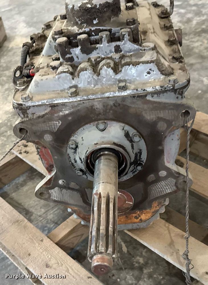 image for item DU9863 (3) Eaton Fuller FS6105 B transmissions