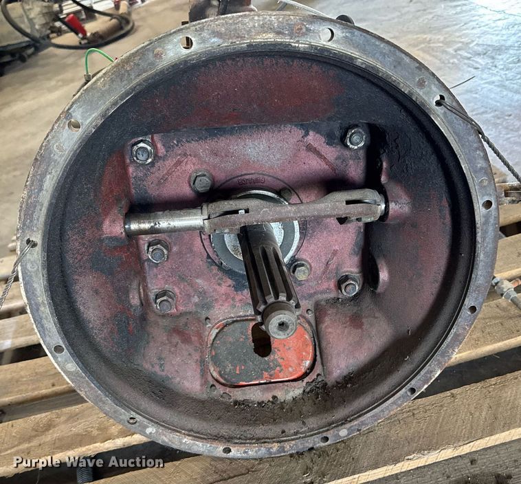 image for item DU9867 Eaton Fuller RT6613 transmission