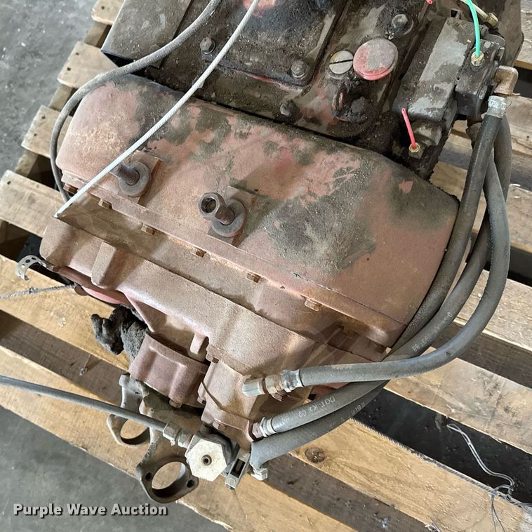 image for item DU9867 Eaton Fuller RT6613 transmission