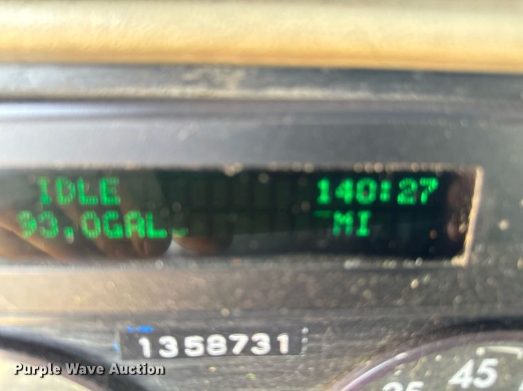 image for item DV2735 2006 Freightliner Columbia semi truck