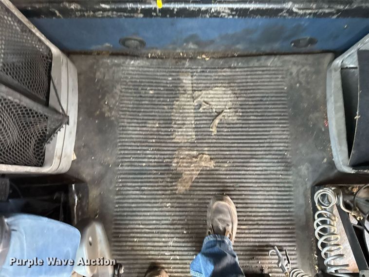 image for item DV2735 2006 Freightliner Columbia semi truck