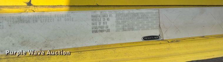 image for item DV2736 2005 Freightliner Columbia semi truck