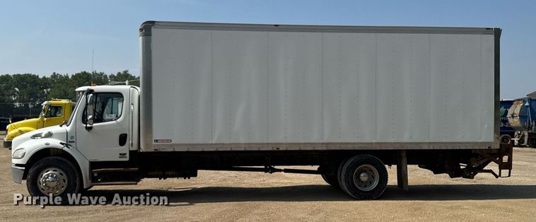 image for item DV2737 2008 Freightliner Business Class M2 box truck