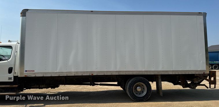 image for item DV2737 2008 Freightliner Business Class M2 box truck