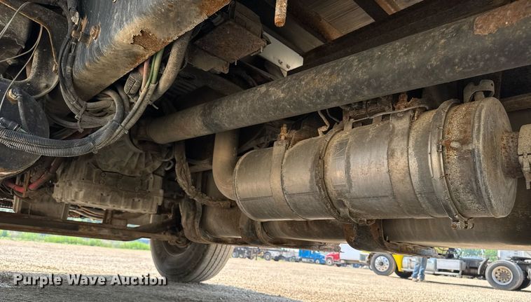 image for item DV2737 2008 Freightliner Business Class M2 box truck