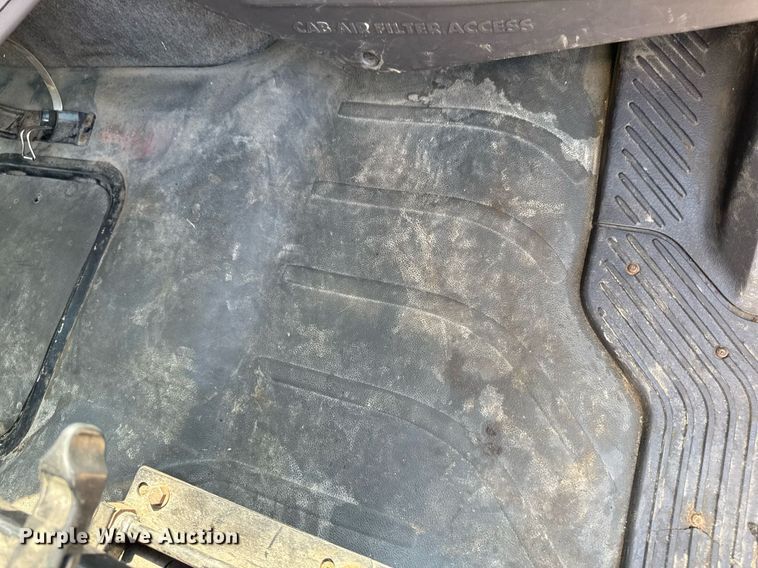 image for item DV2737 2008 Freightliner Business Class M2 box truck