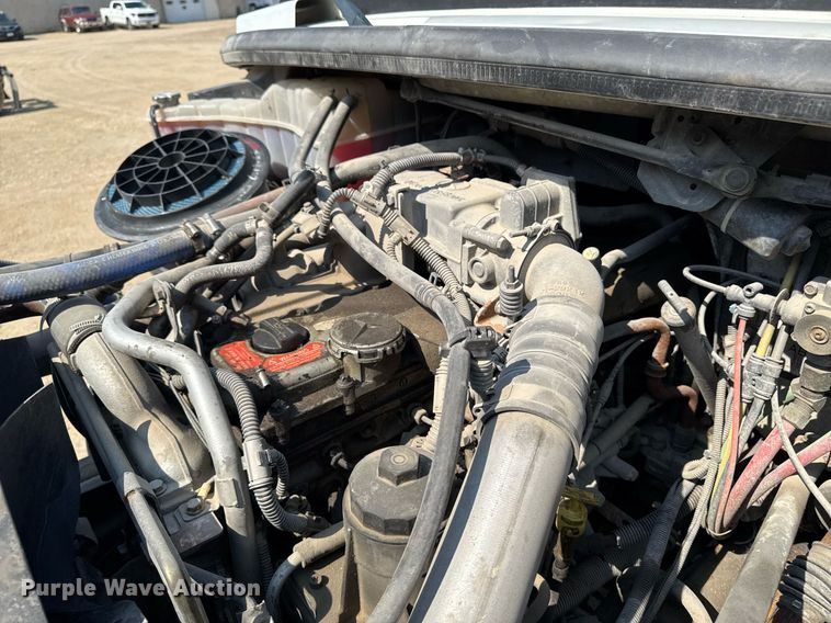 image for item DV2737 2008 Freightliner Business Class M2 box truck