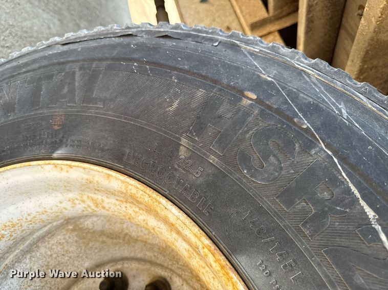 image for item DV2738 2000 Freightliner FL70 box truck