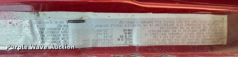 image for item DV2738 2000 Freightliner FL70 box truck