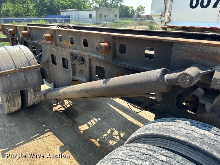 image for item DV2739 2005 Dragon Pro ESP container trailer