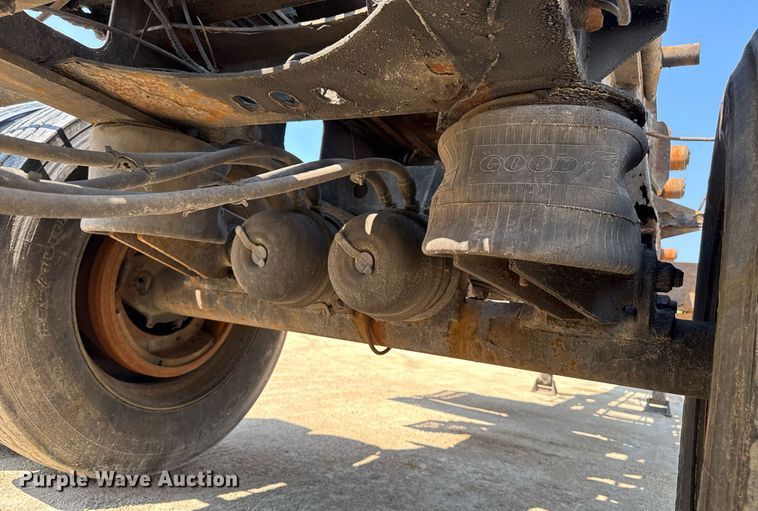 image for item DV2739 2005 Dragon Pro ESP container trailer