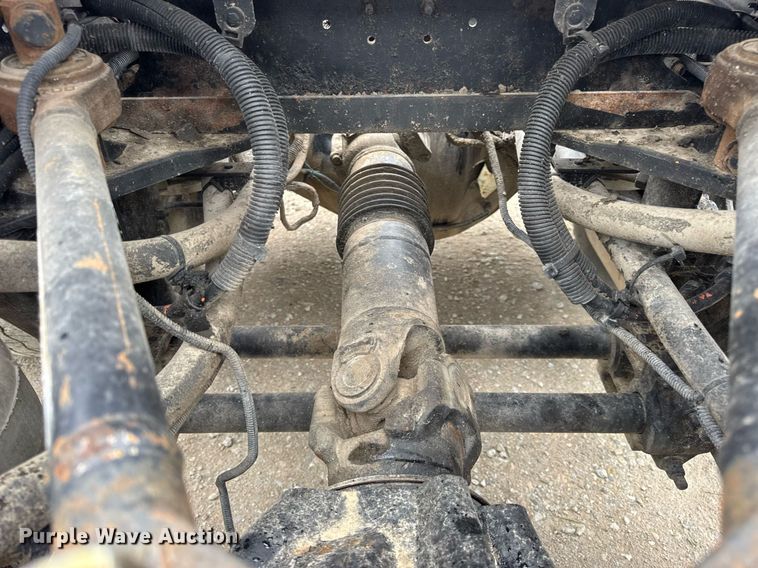 image for item DV4097 2014 Kenworth T800 semi truck