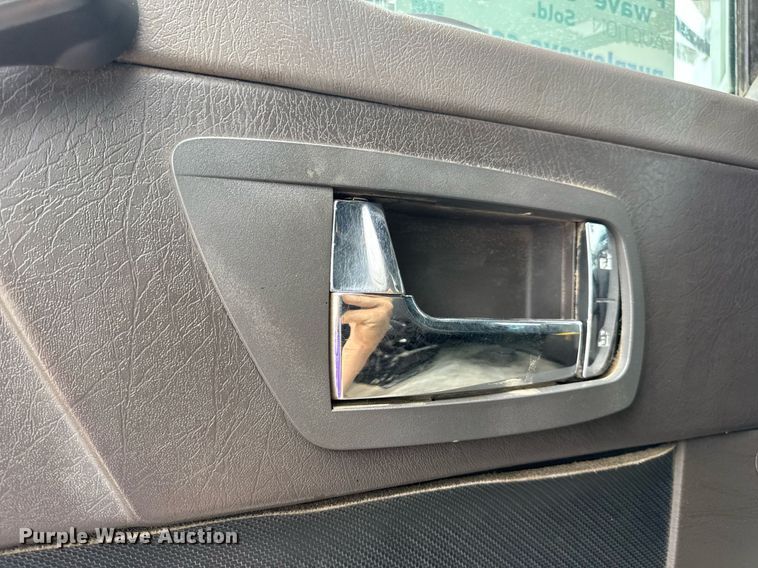 image for item DV4097 2014 Kenworth T800 semi truck