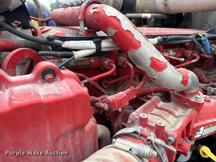 image for item DV4097 2014 Kenworth T800 semi truck