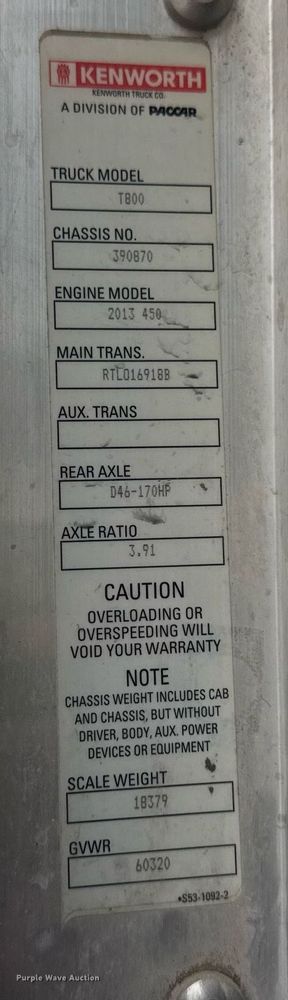 image for item DV4097 2014 Kenworth T800 semi truck