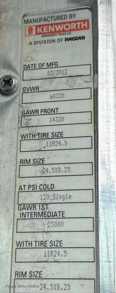 image for item DV4097 2014 Kenworth T800 semi truck