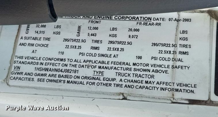 image for item DV4121 2004 International 8600 semi truck